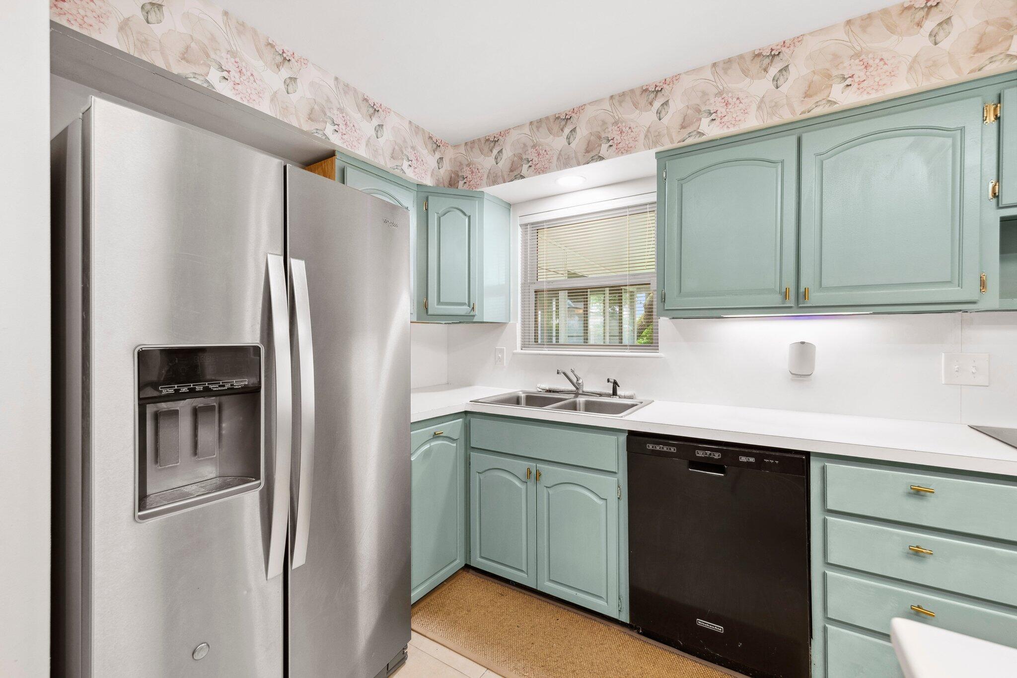 COLONY ESTATES - Residential