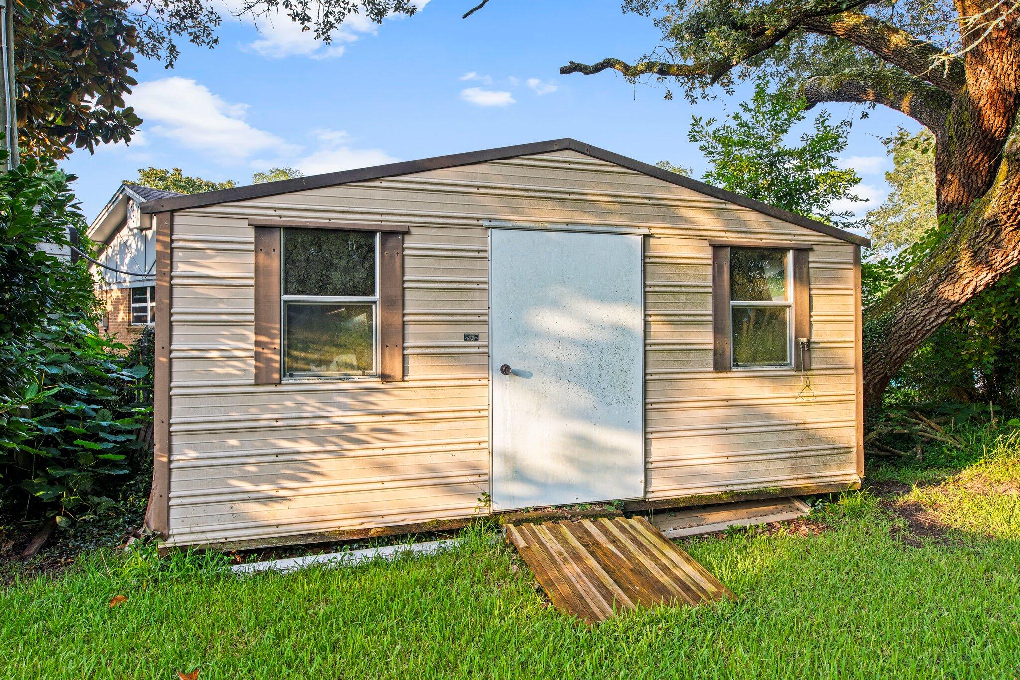 COLONY ESTATES - Residential