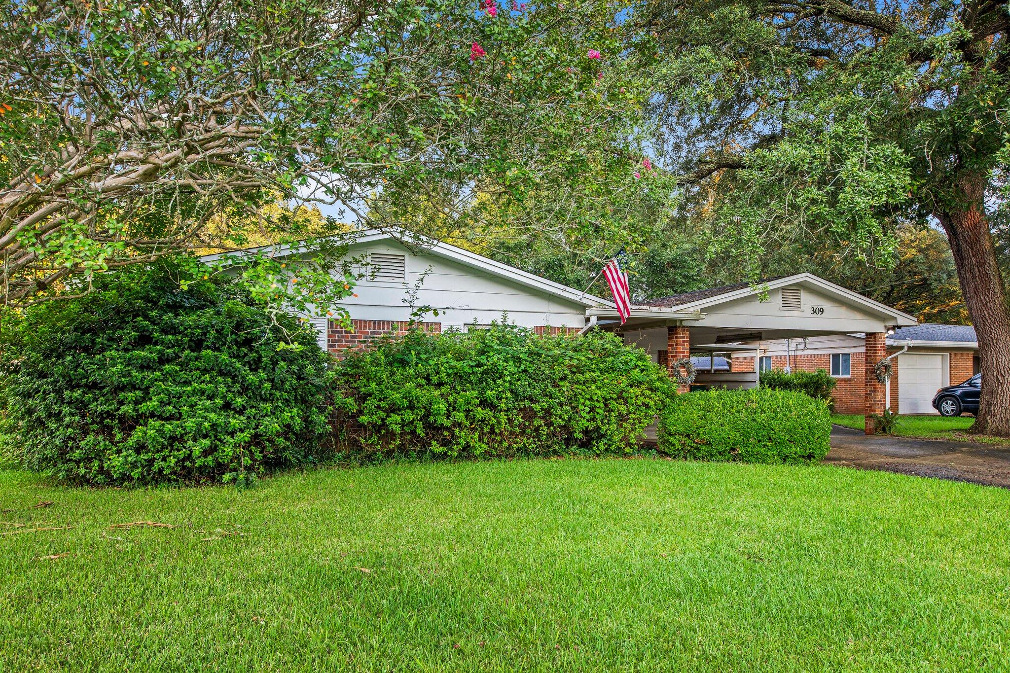 COLONY ESTATES - Residential