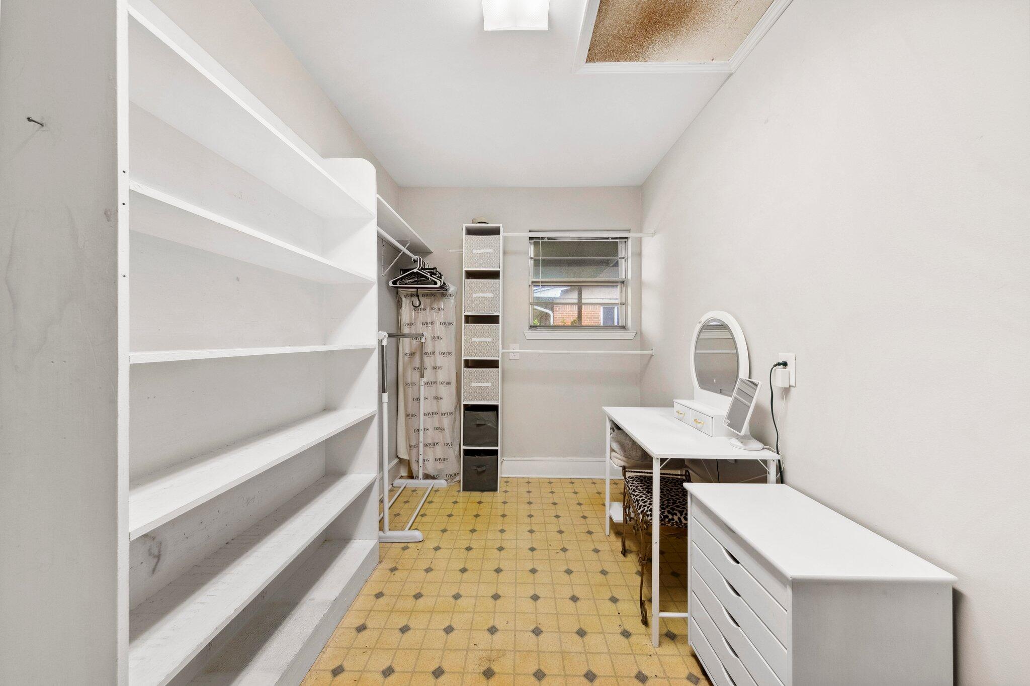 COLONY ESTATES - Residential