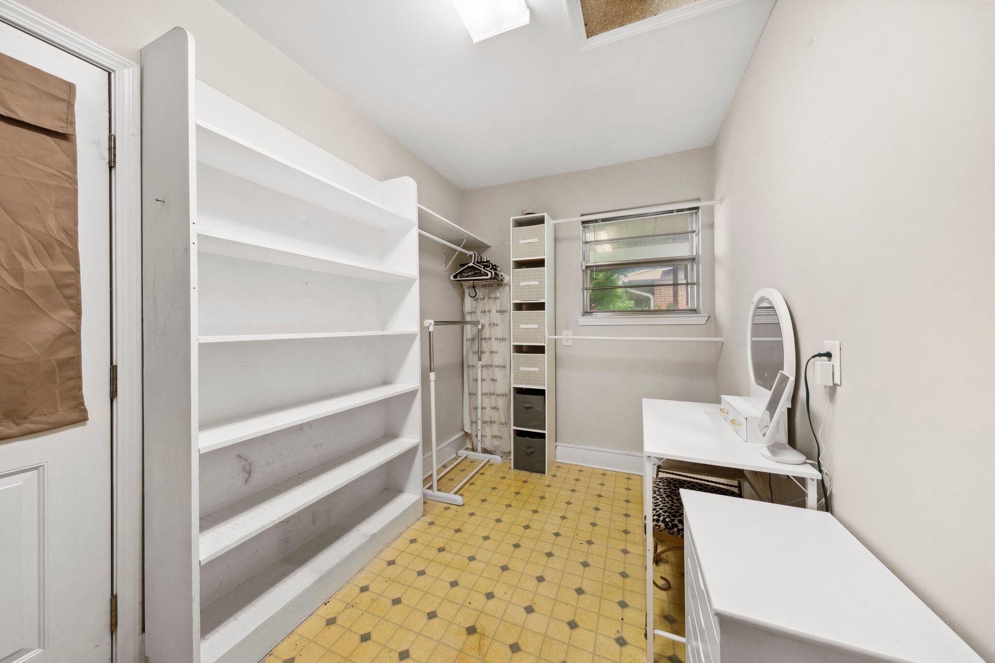 COLONY ESTATES - Residential