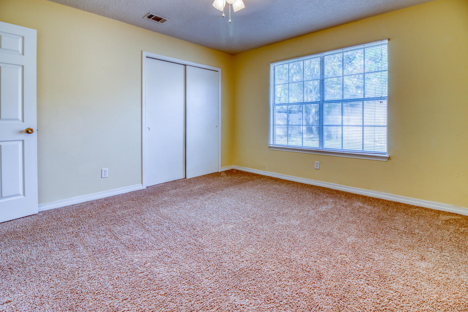 WOODLAND PARK ESTATES - Residential