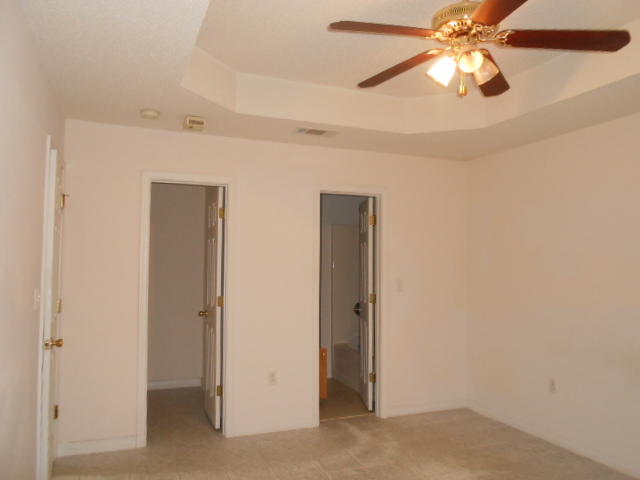 SPRING HOLLOW ESTATES - Residential