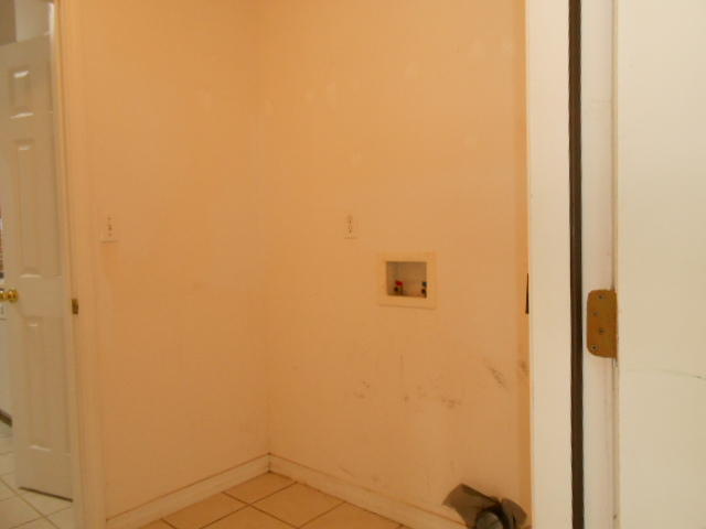 SPRING HOLLOW ESTATES - Residential