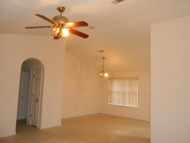 SPRING HOLLOW ESTATES - Residential