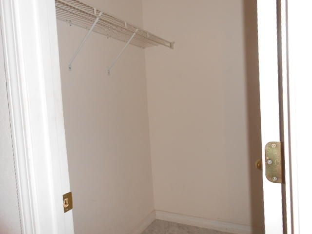 SPRING HOLLOW ESTATES - Residential