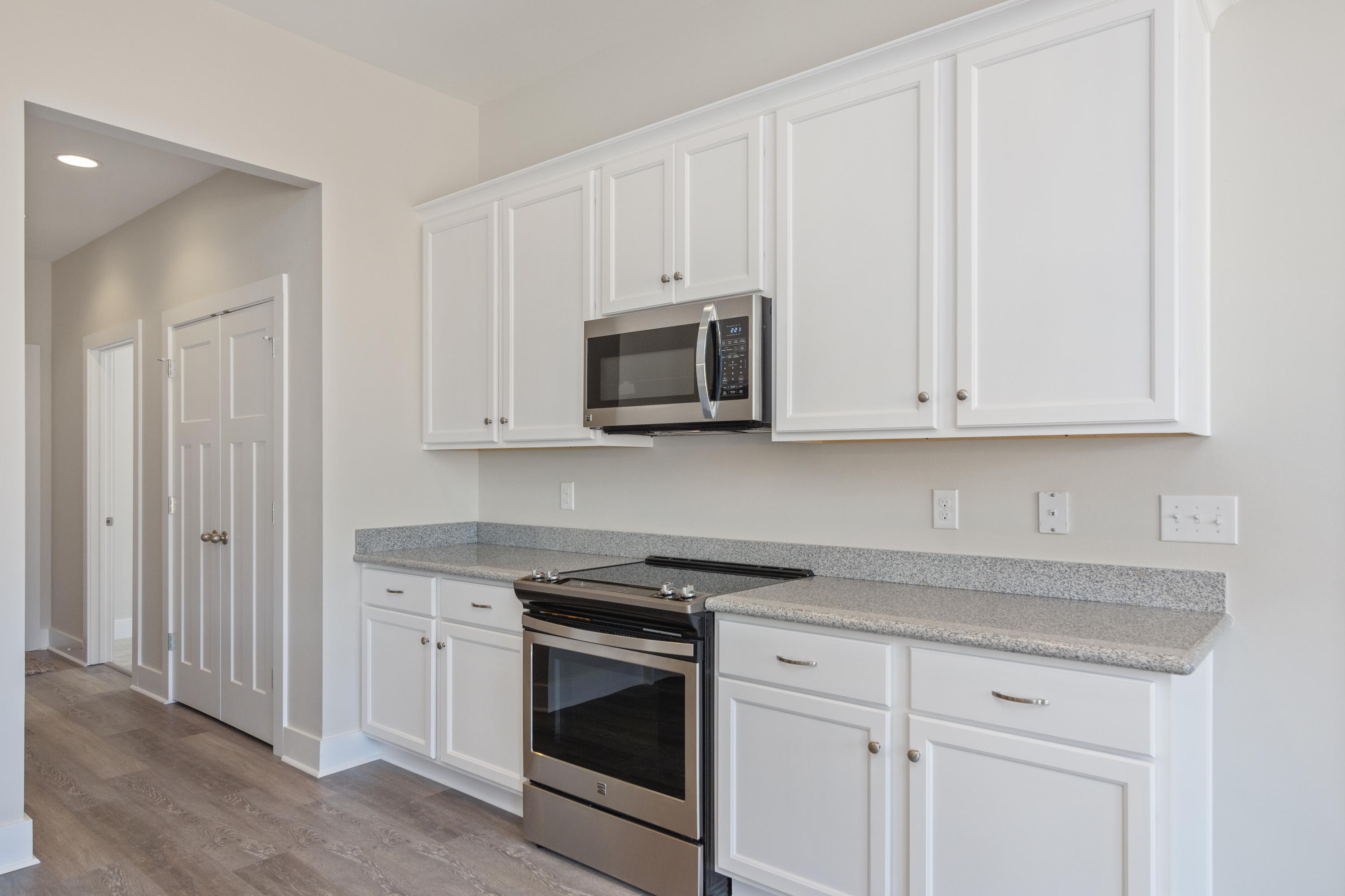 MOSSY OAKS - Residential