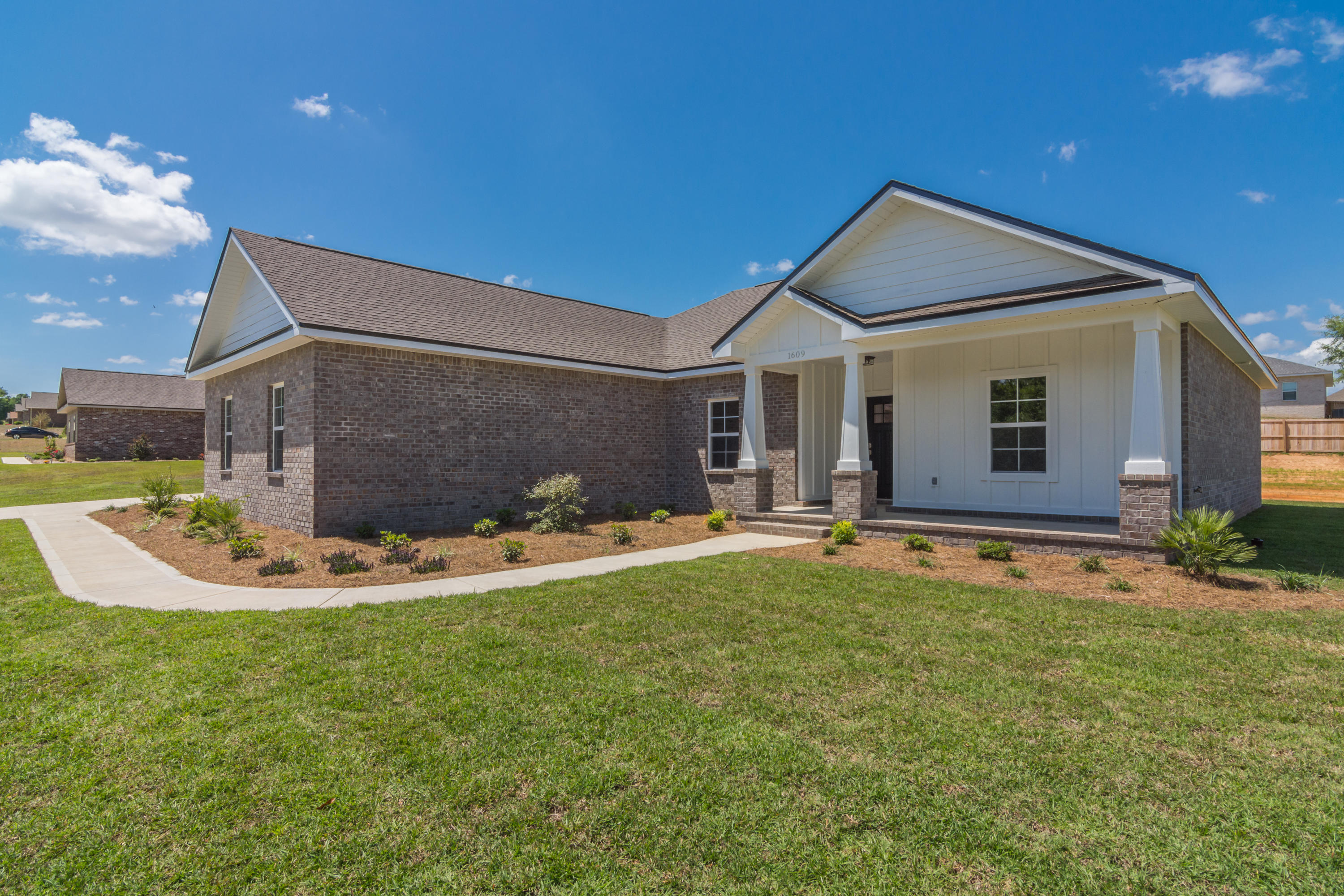 MOSSY OAKS - Residential