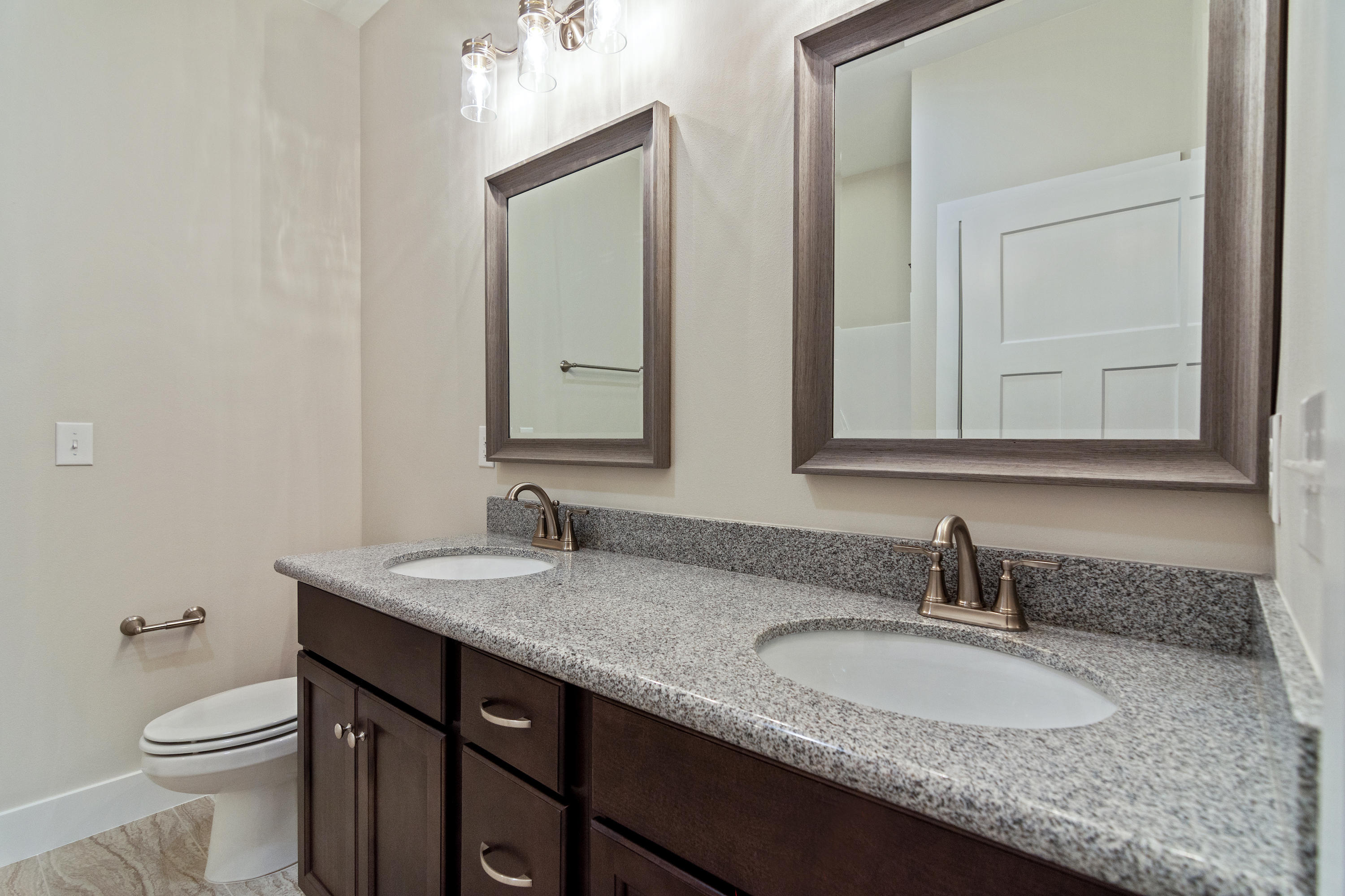 MOSSY OAKS - Residential