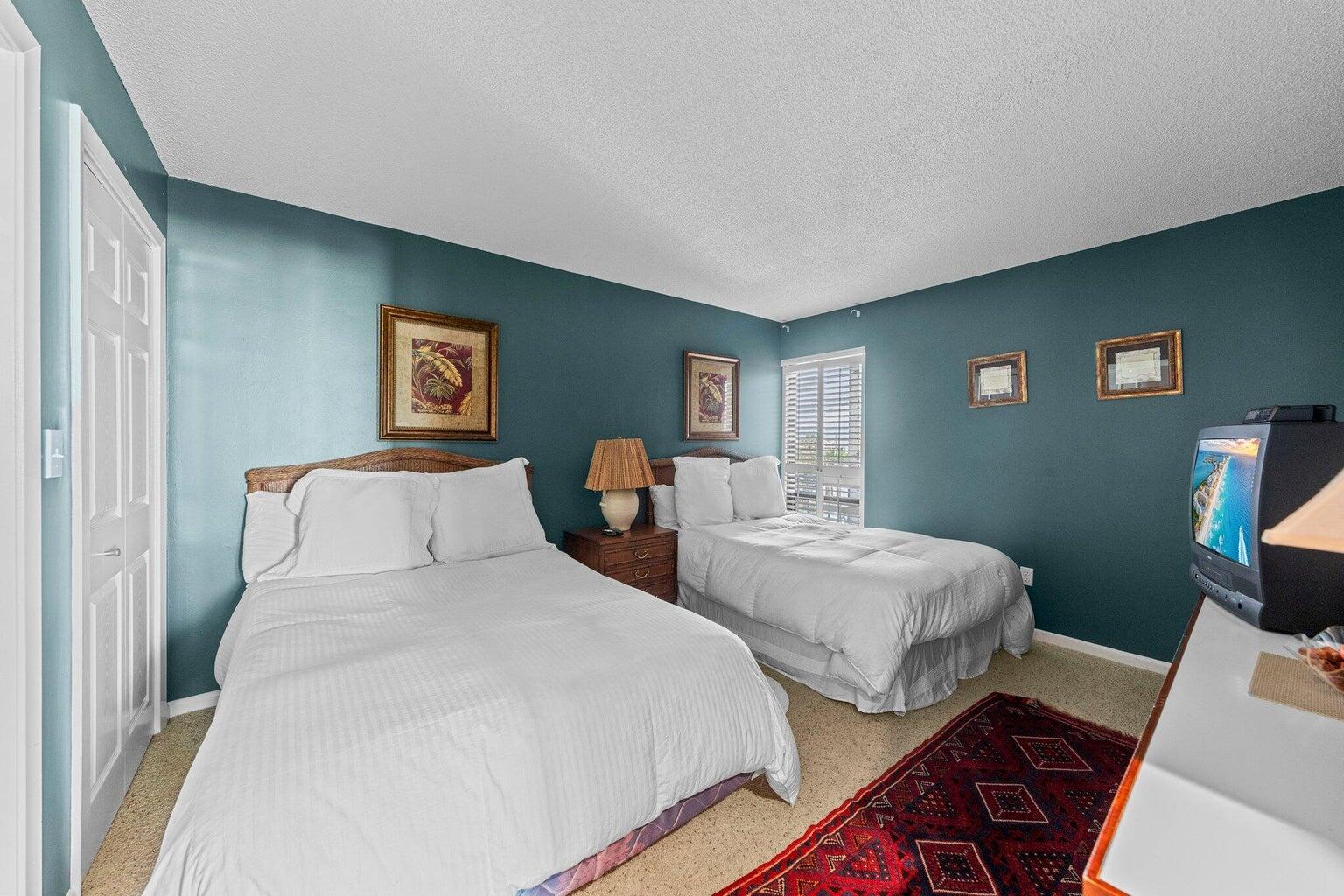 EDGEWATER BEACH CONDO PH 2 - Residential