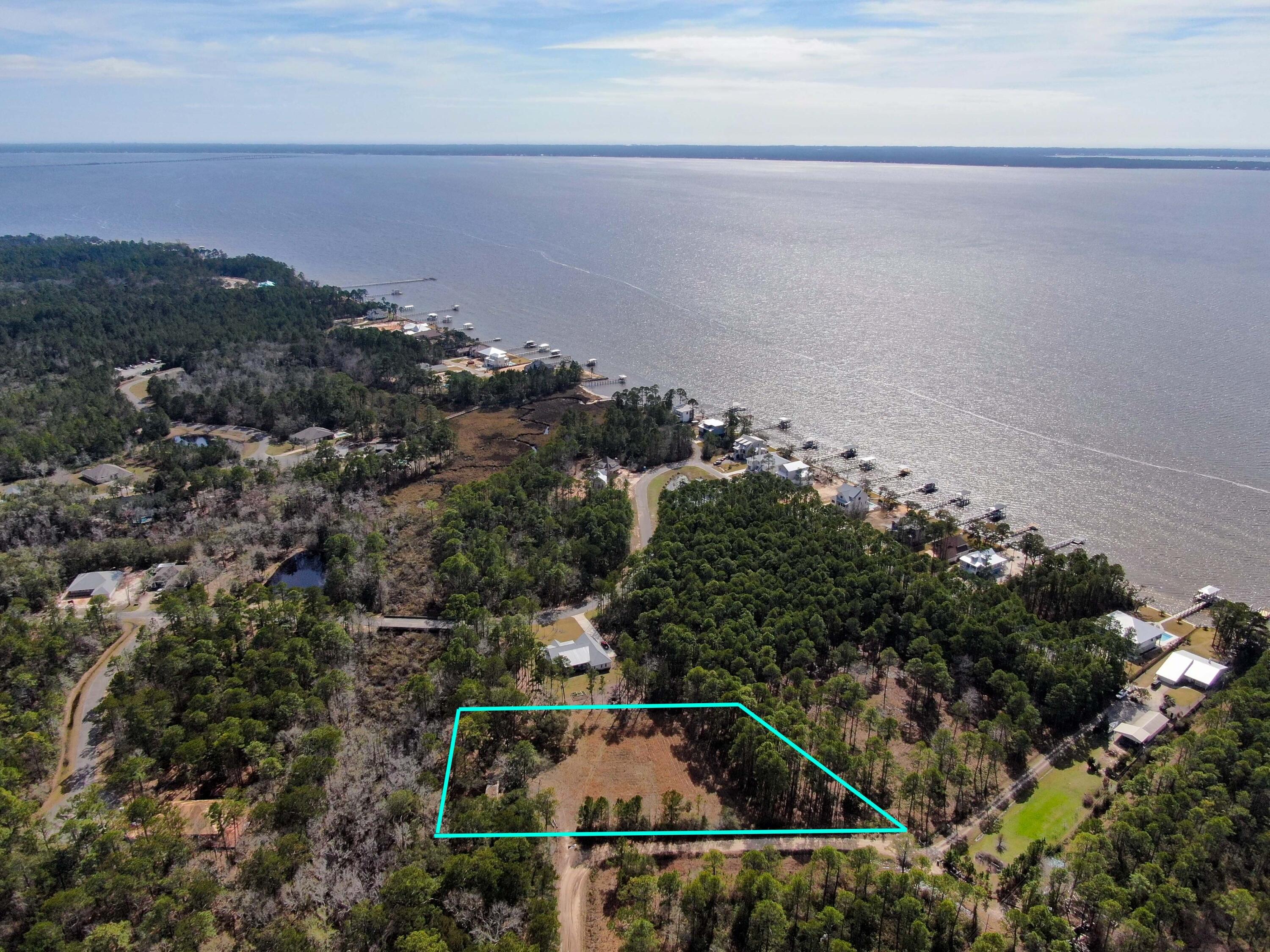 METES & BOUNDS - Land