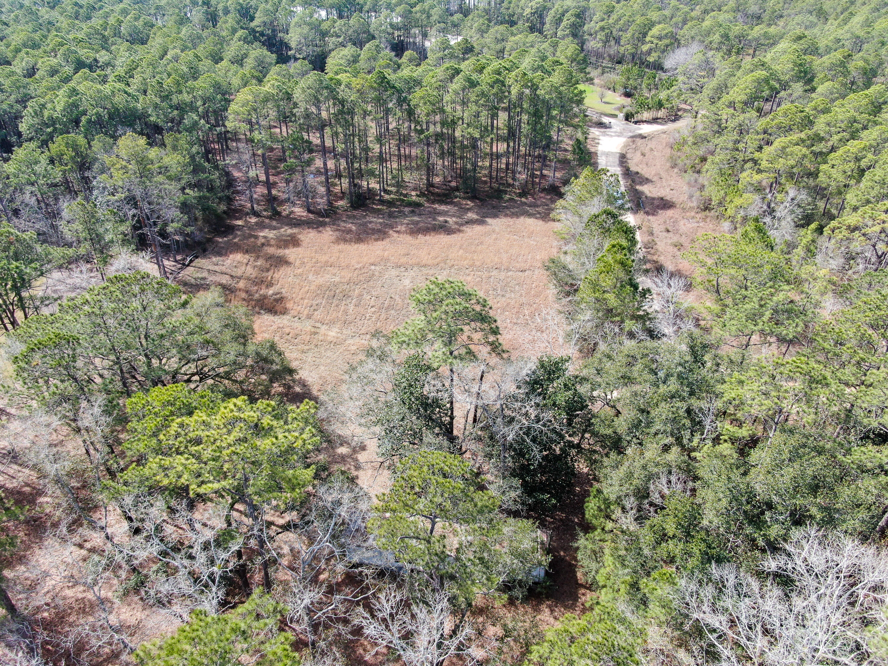 METES & BOUNDS - Land