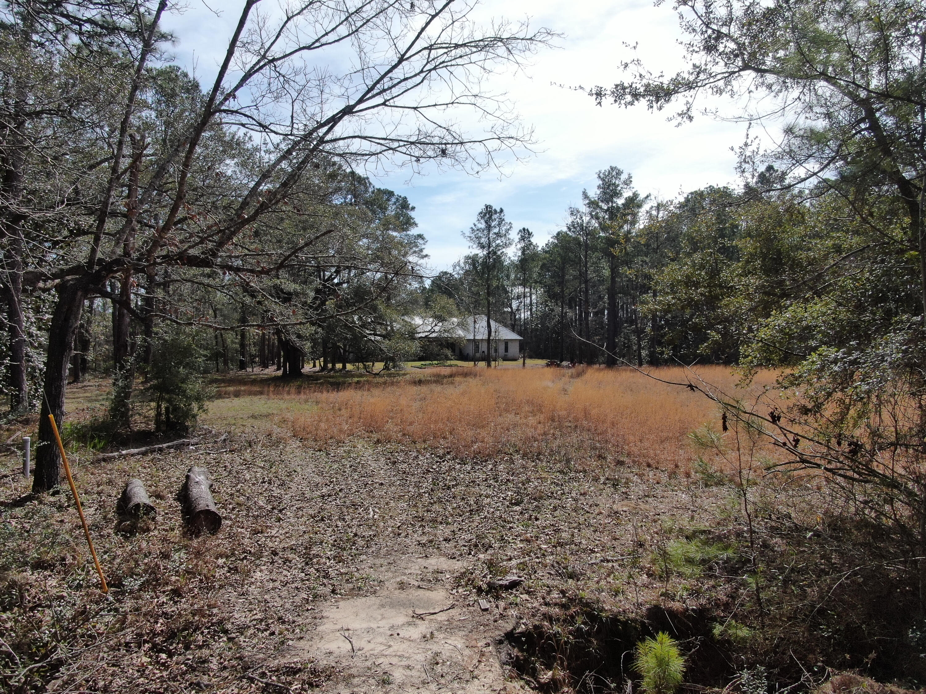 METES & BOUNDS - Land