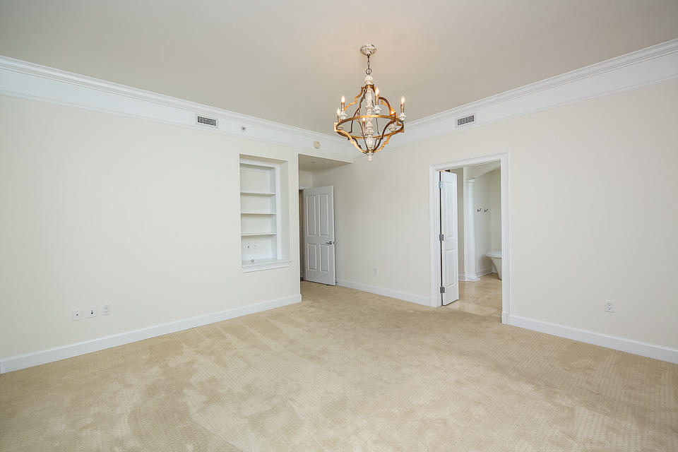 ONE WATER PLACE AT KELLY PLANTATION - Residential