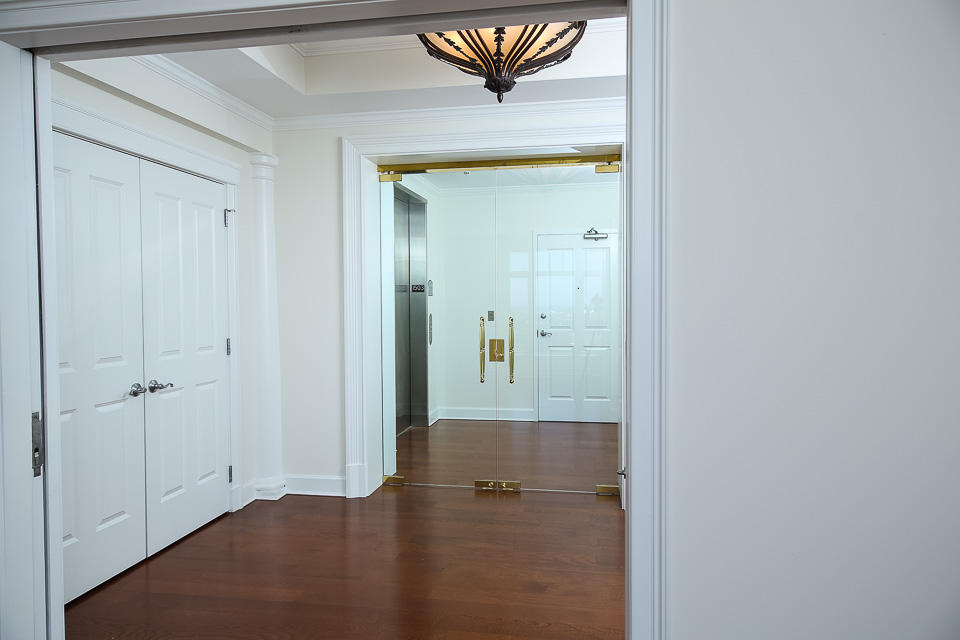 ONE WATER PLACE AT KELLY PLANTATION - Residential