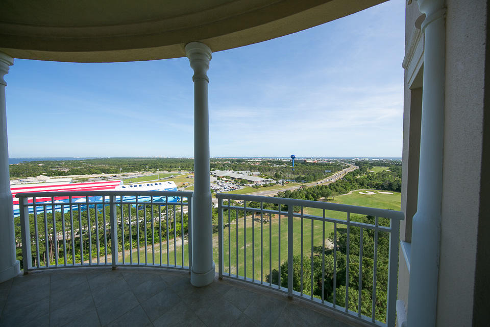 ONE WATER PLACE AT KELLY PLANTATION - Residential