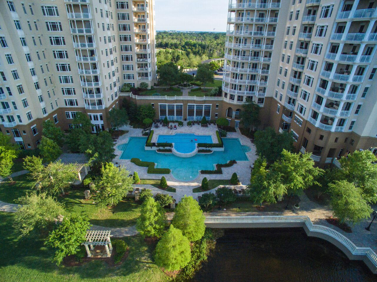ONE WATER PLACE AT KELLY PLANTATION - Residential