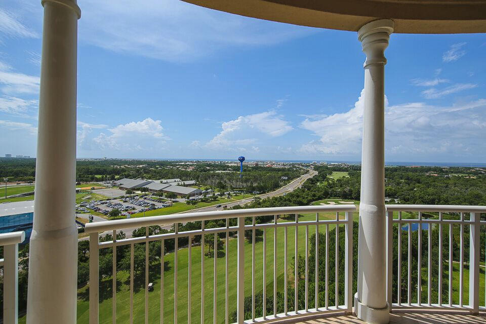 ONE WATER PLACE AT KELLY PLANTATION - Residential