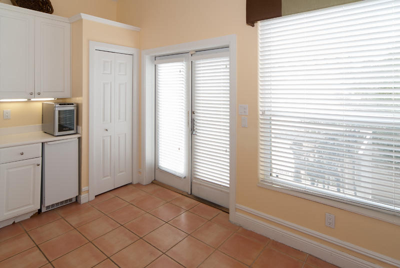 VILLAGE OF WHITE CLIFFS THE - Residential