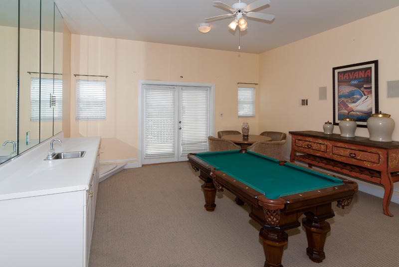 VILLAGE OF WHITE CLIFFS THE - Residential