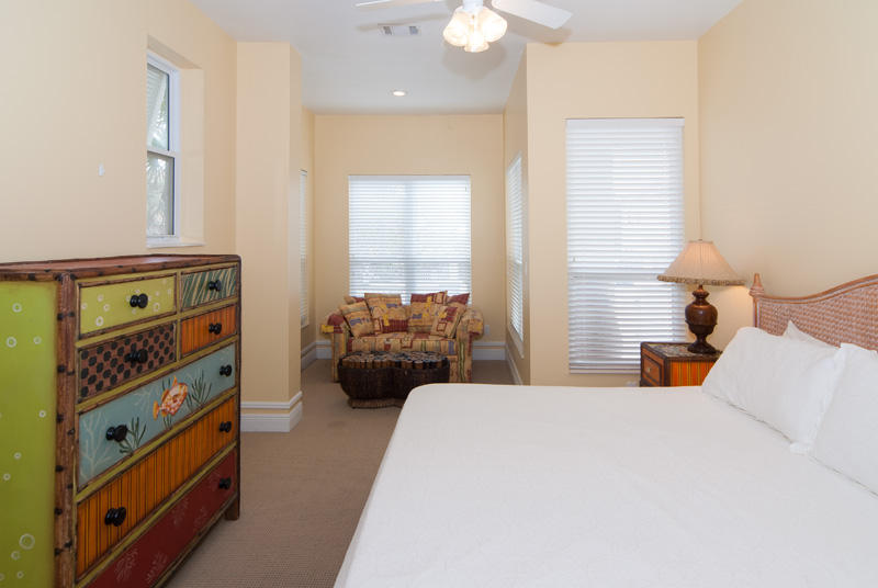 VILLAGE OF WHITE CLIFFS THE - Residential