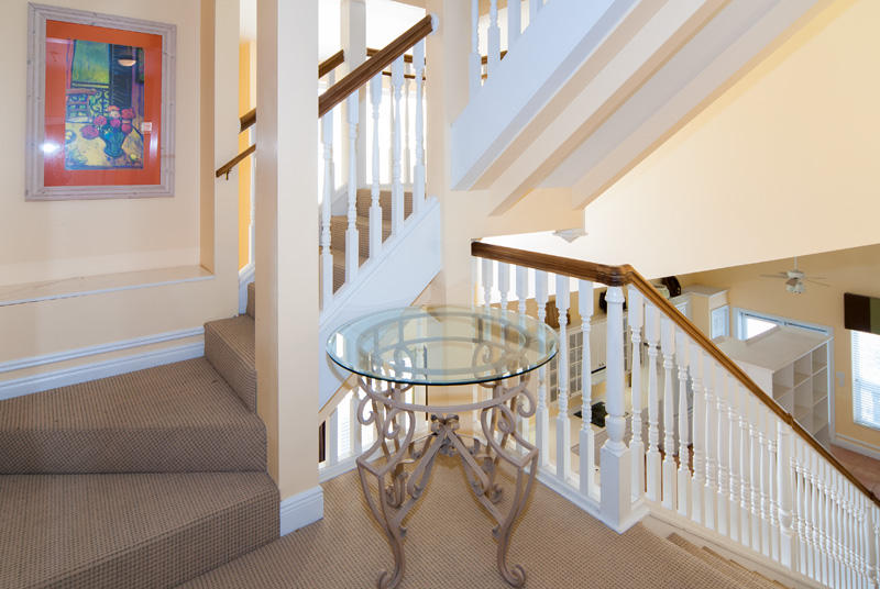 VILLAGE OF WHITE CLIFFS THE - Residential