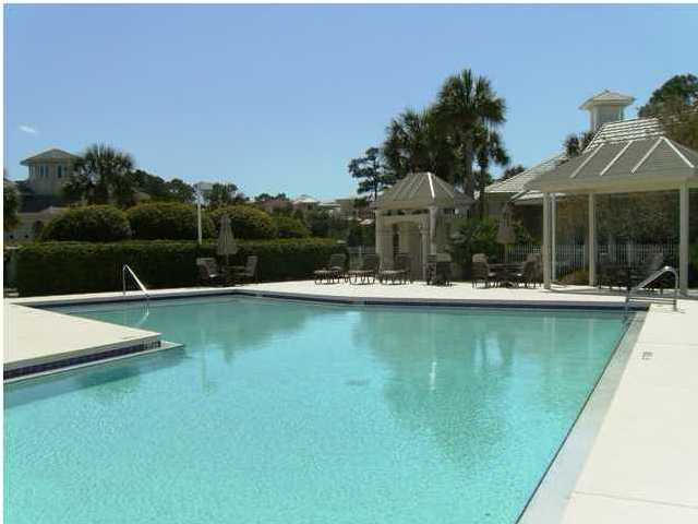 VILLAGE OF WHITE CLIFFS THE - Residential