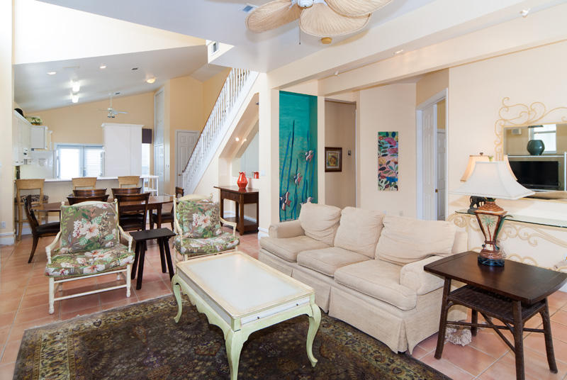 VILLAGE OF WHITE CLIFFS THE - Residential