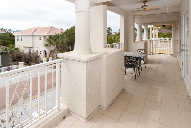 VILLAGE OF WHITE CLIFFS THE - Residential