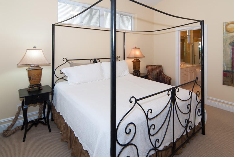 VILLAGE OF WHITE CLIFFS THE - Residential