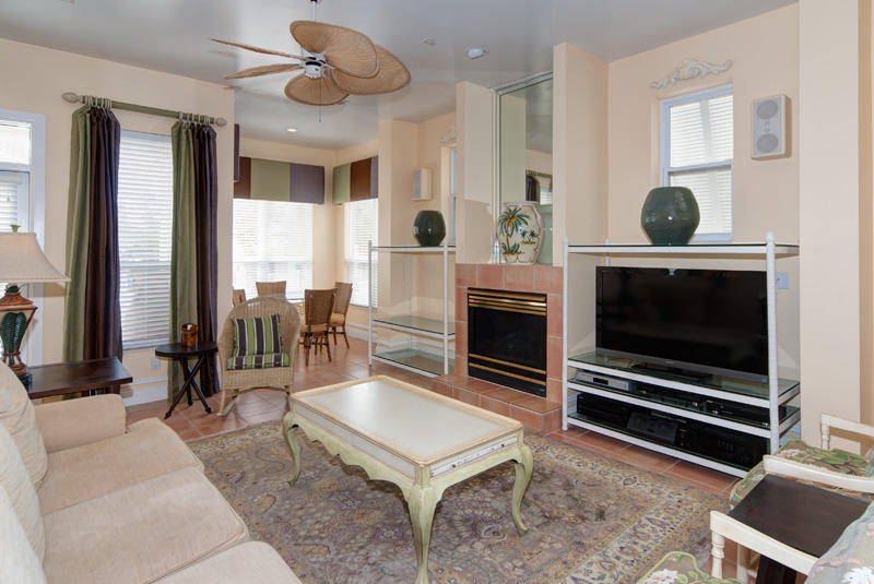 VILLAGE OF WHITE CLIFFS THE - Residential