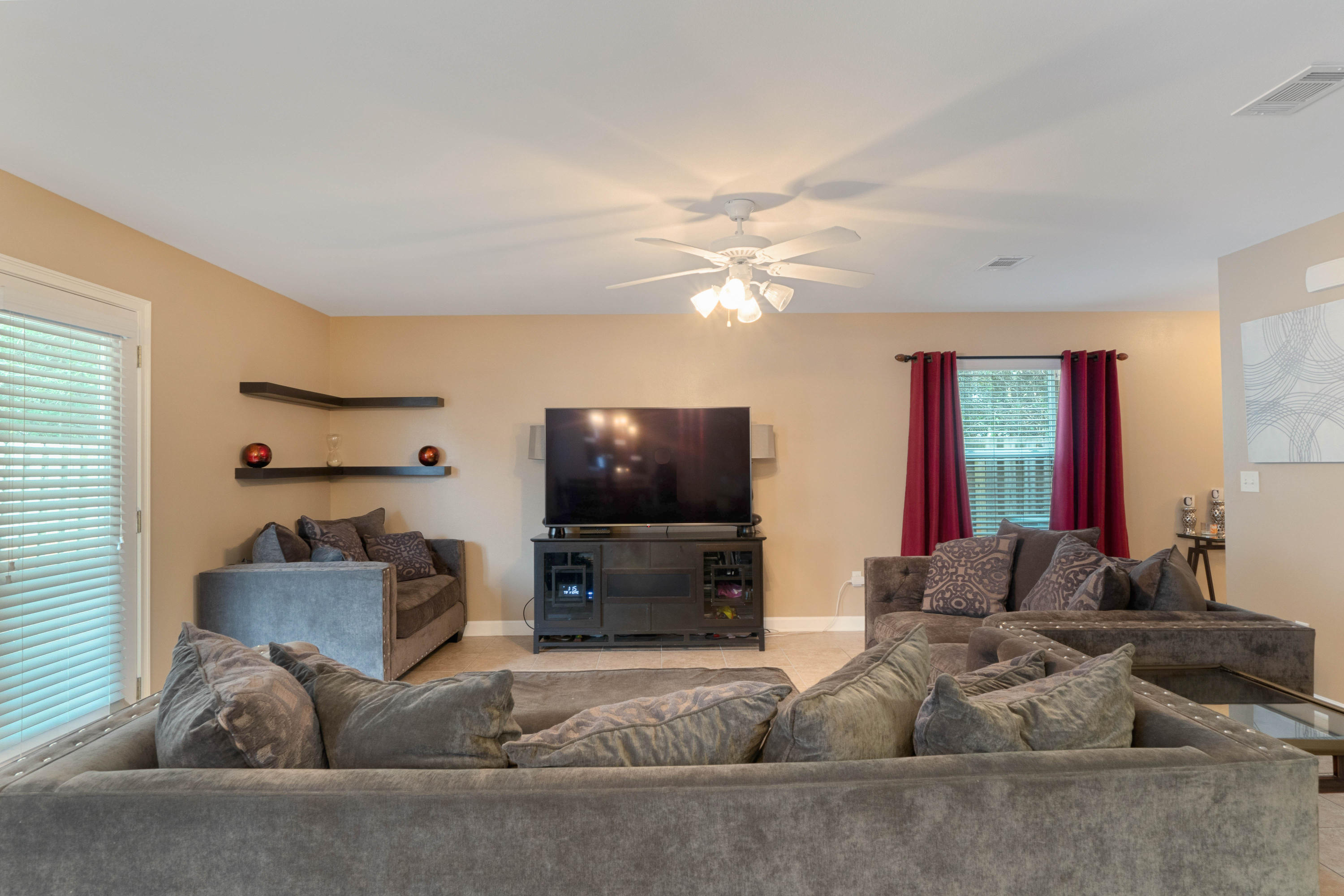 SUMMERWOOD - Residential