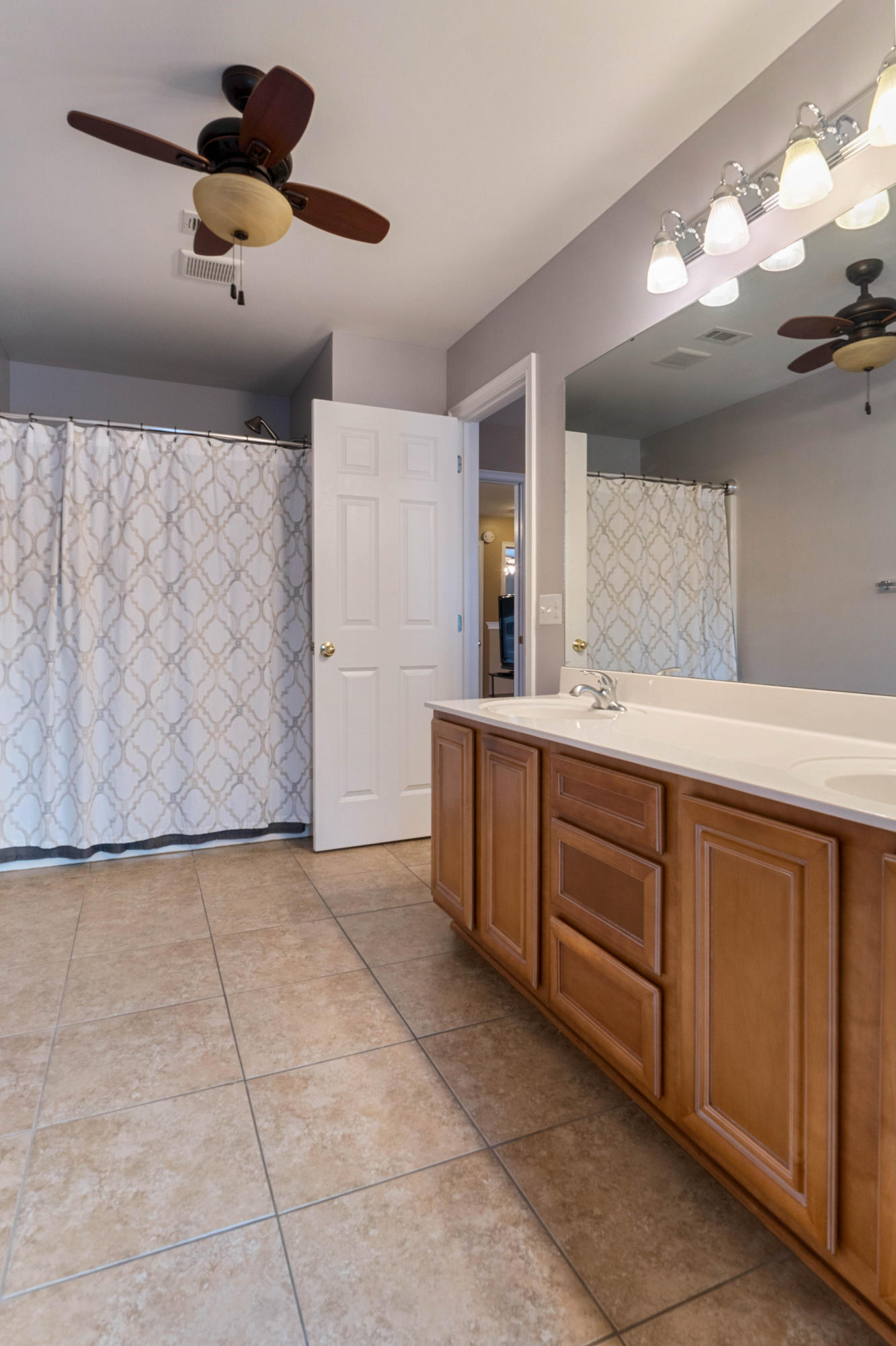 SUMMERWOOD - Residential