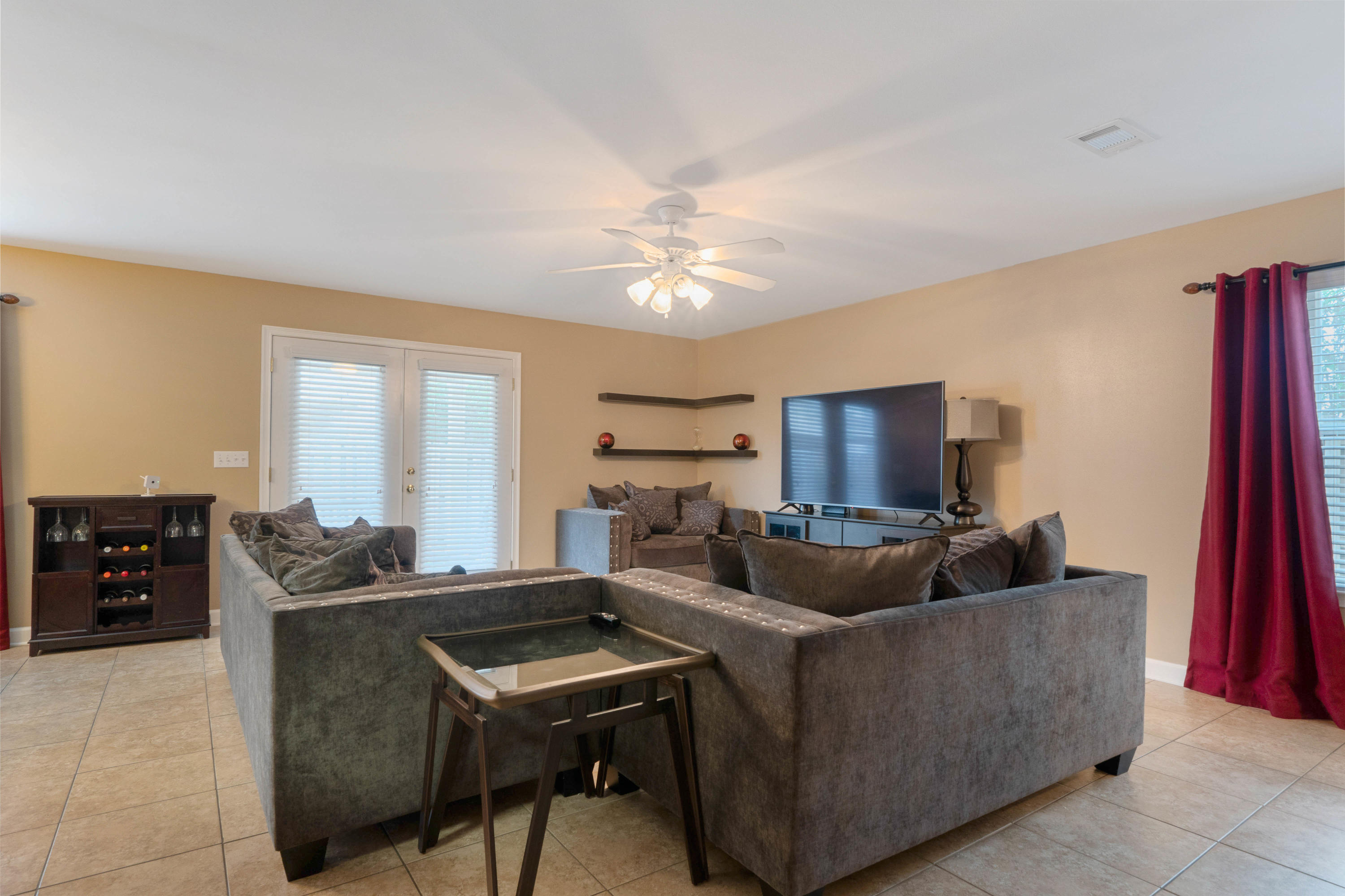 SUMMERWOOD - Residential