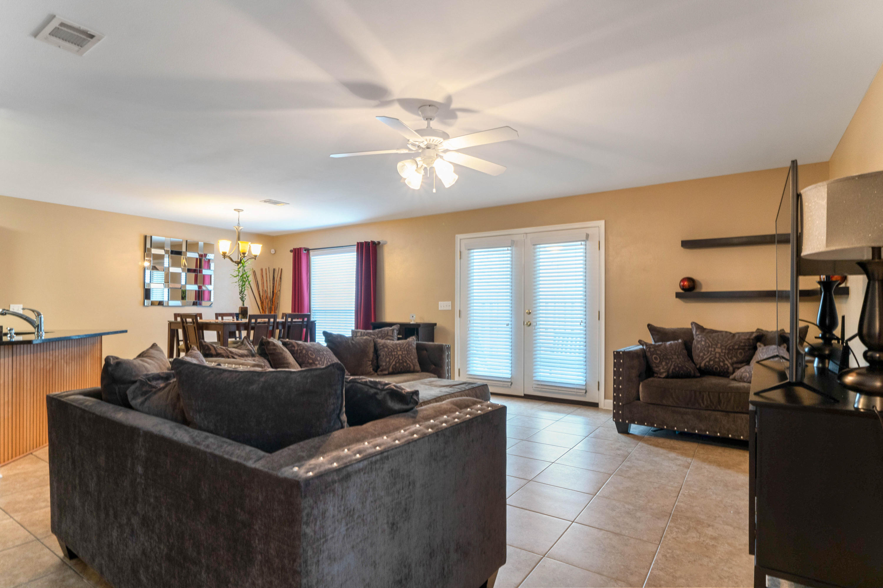 SUMMERWOOD - Residential