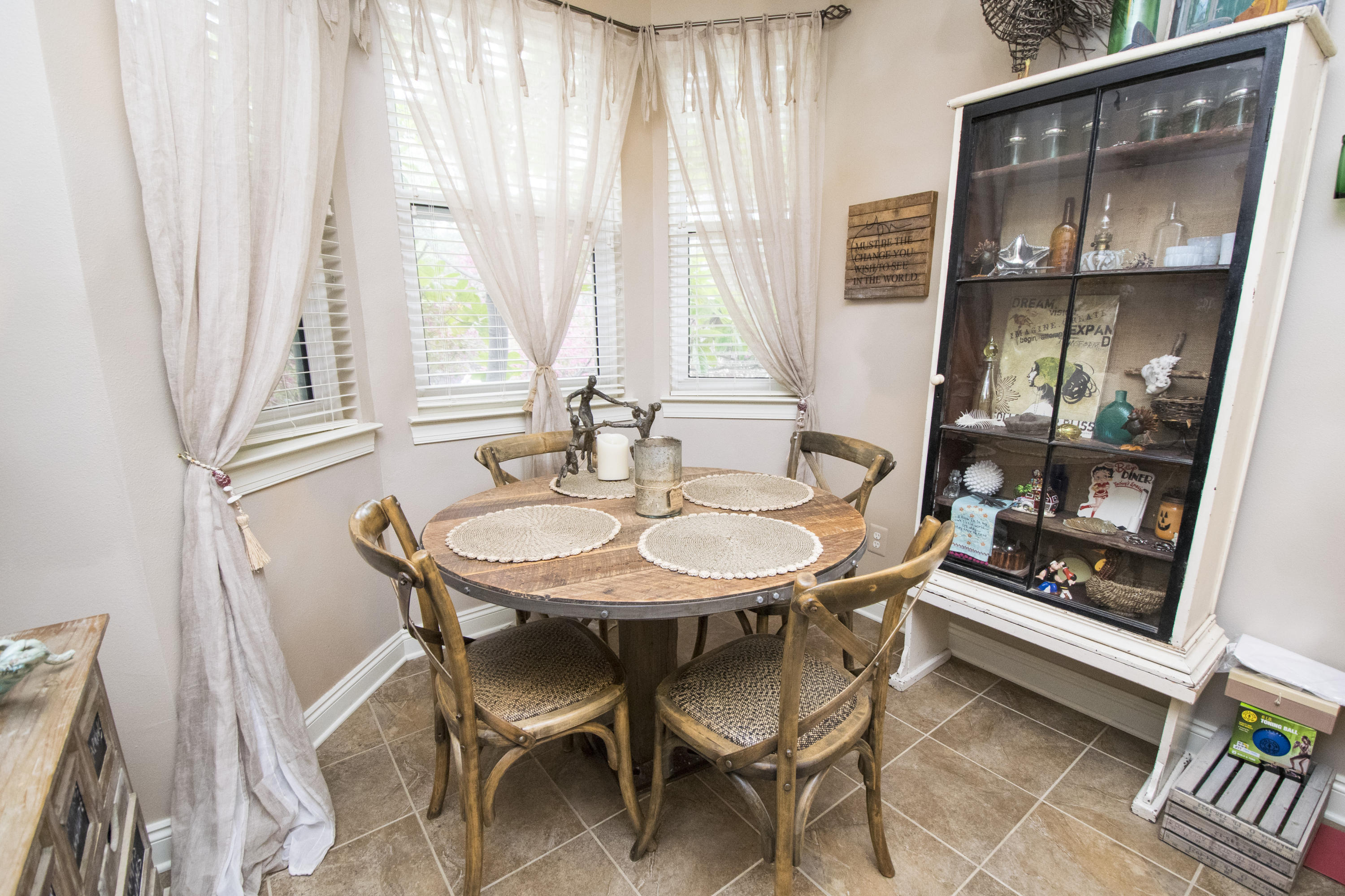 GROVE BY THE SEA - Residential