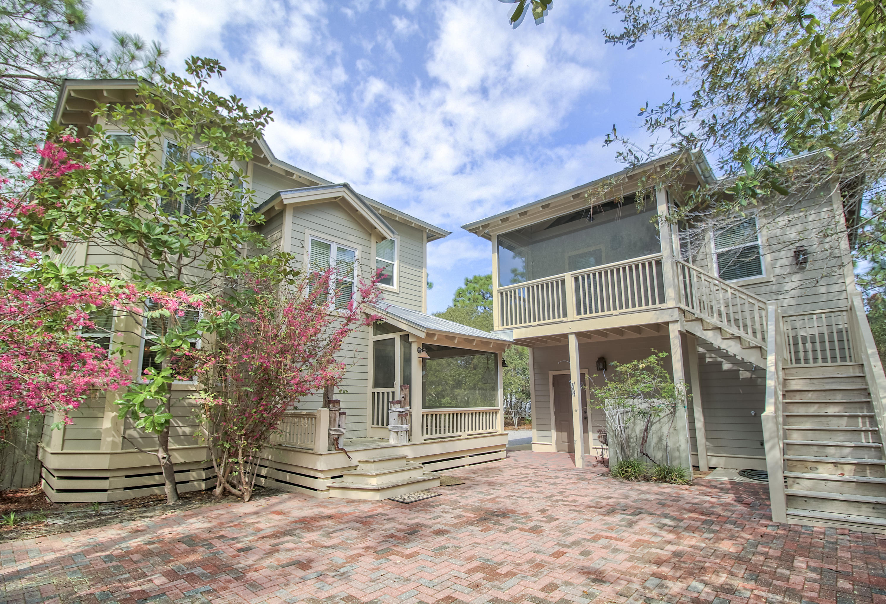 GROVE BY THE SEA - Residential