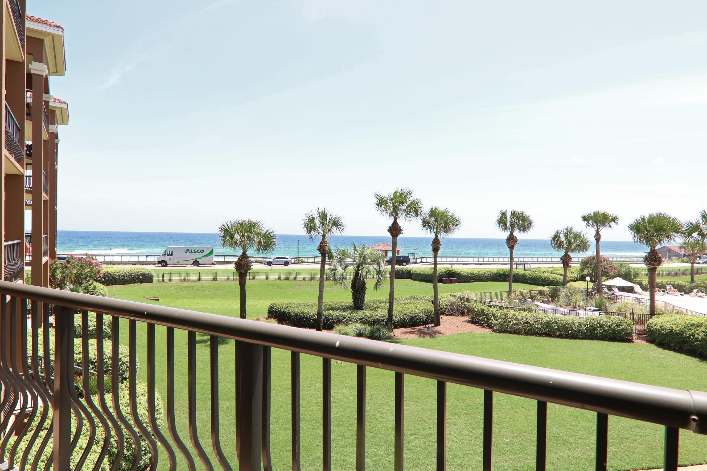 Mediterranea - Residential