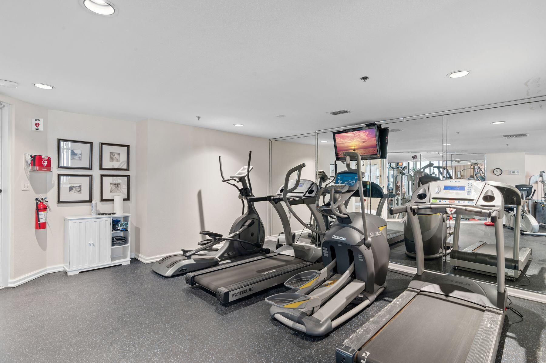 EAST PASS TOWERS CONDO PH 2 - Residential
