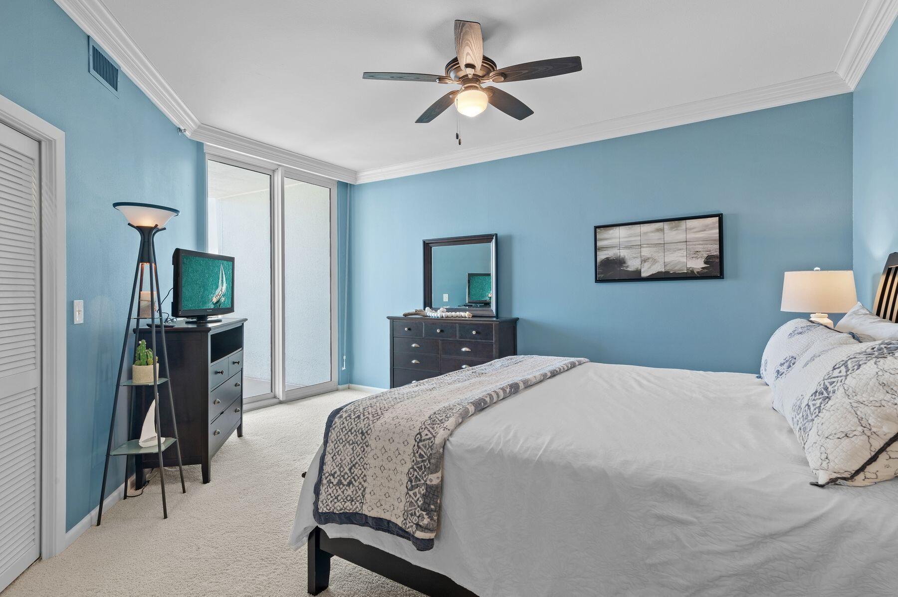 EAST PASS TOWERS CONDO PH 2 - Residential