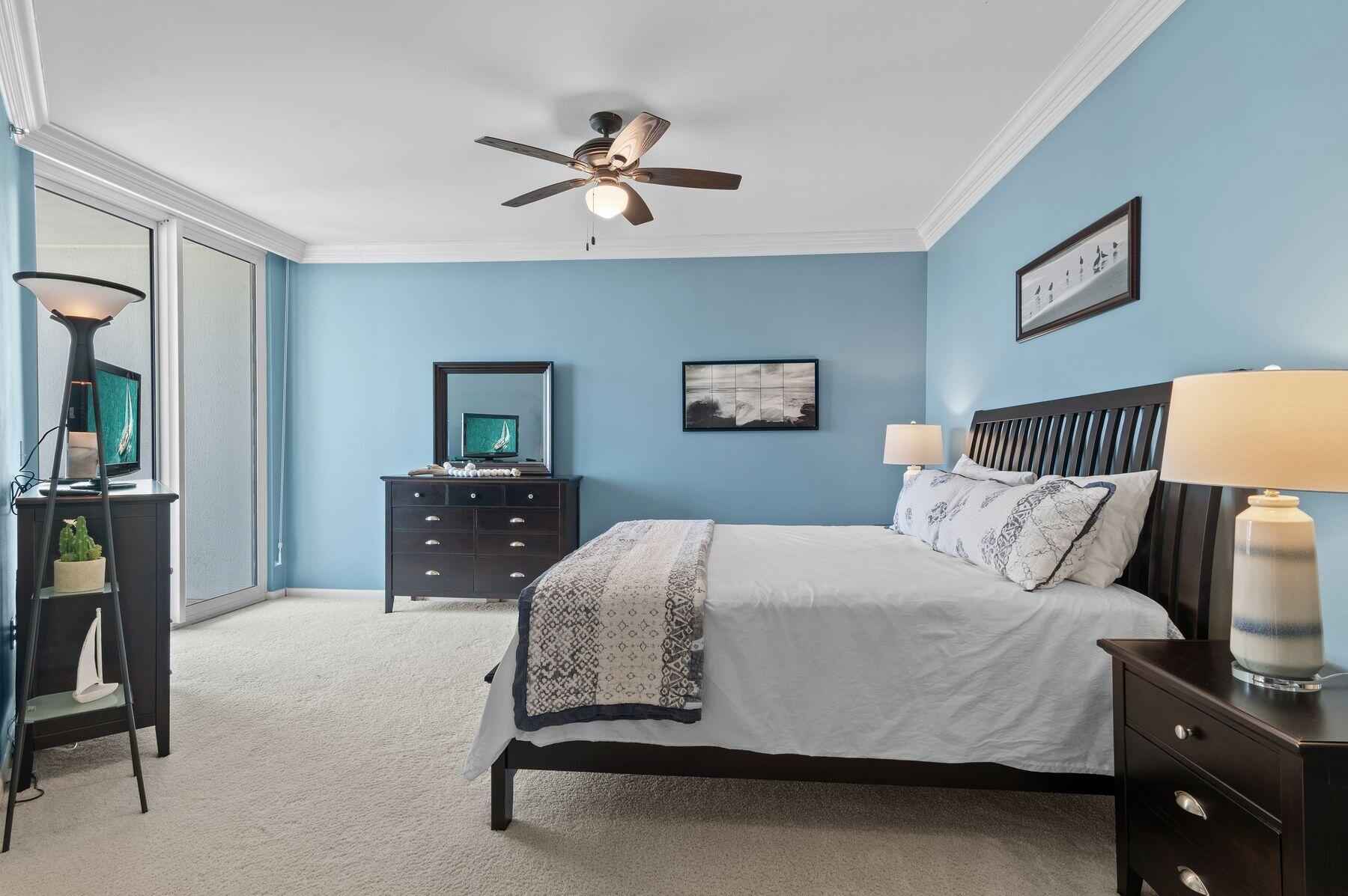 EAST PASS TOWERS CONDO PH 2 - Residential