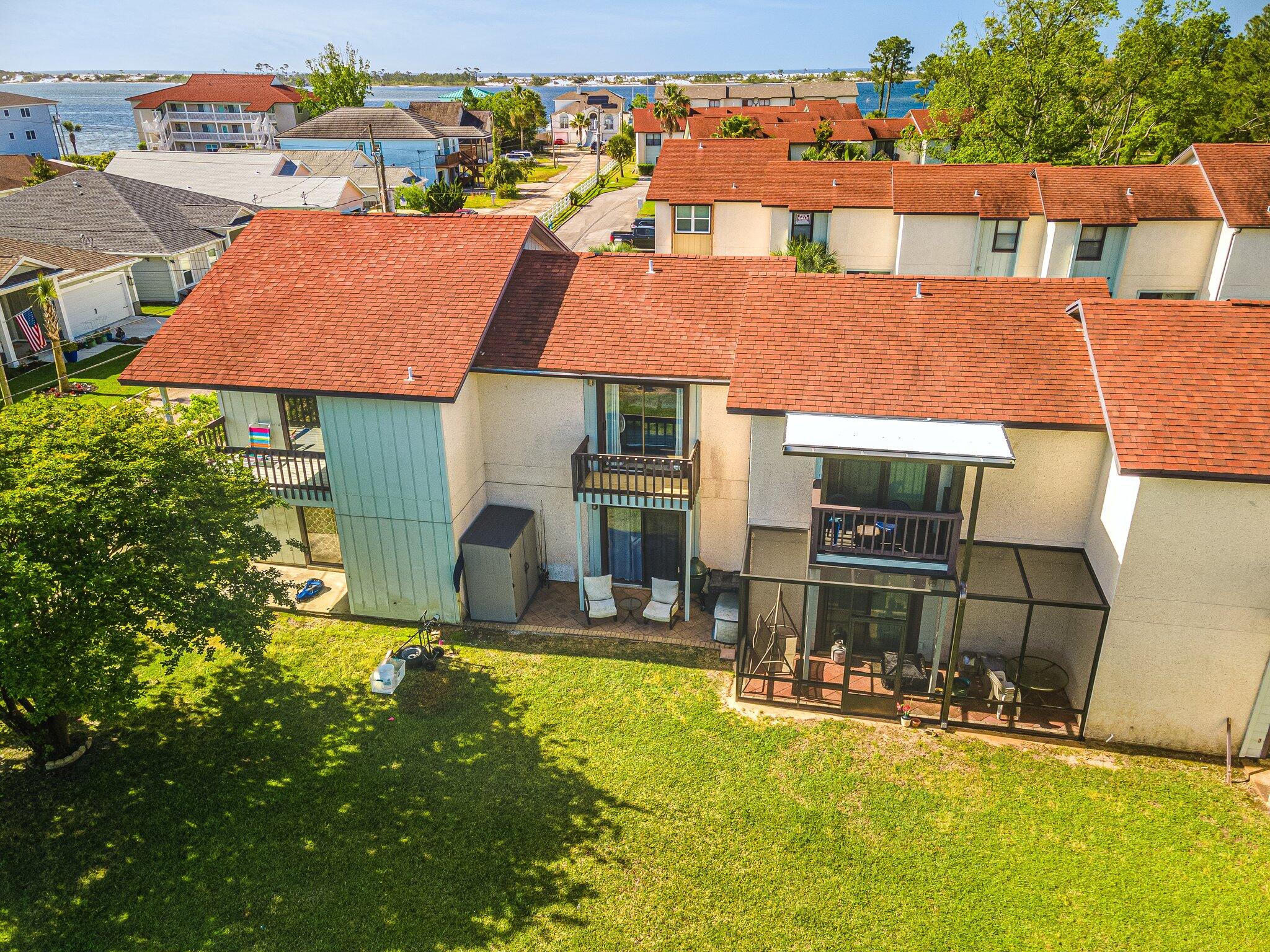 LA MAR WEST T/H PH 2 - Residential