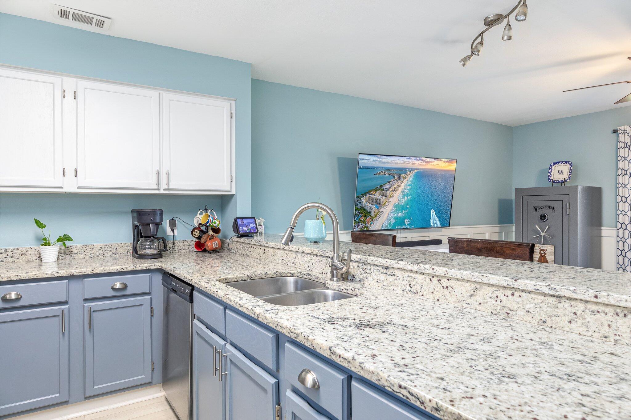 LA MAR WEST T/H PH 2 - Residential