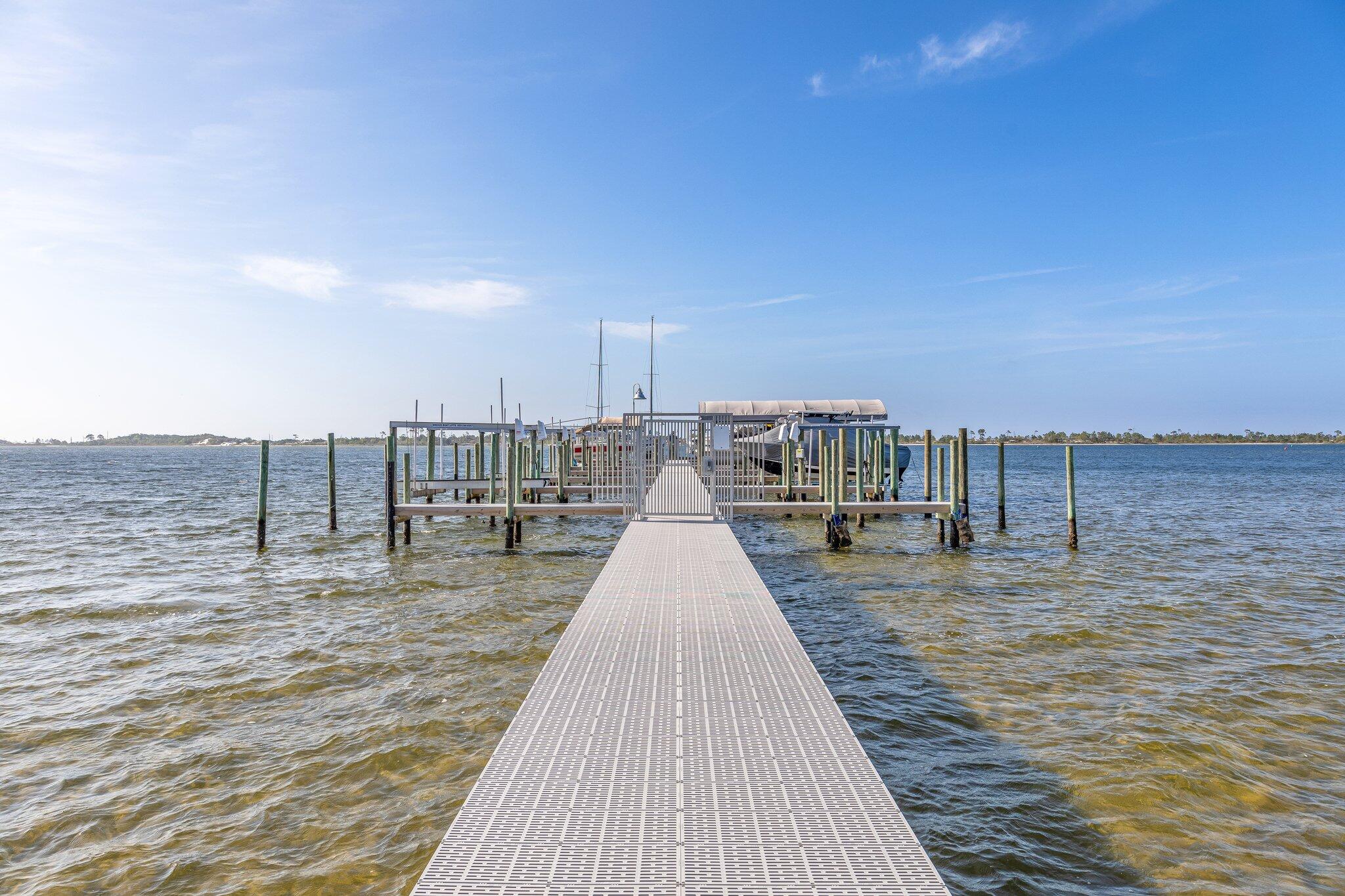 LA MAR WEST T/H PH 2 - Residential