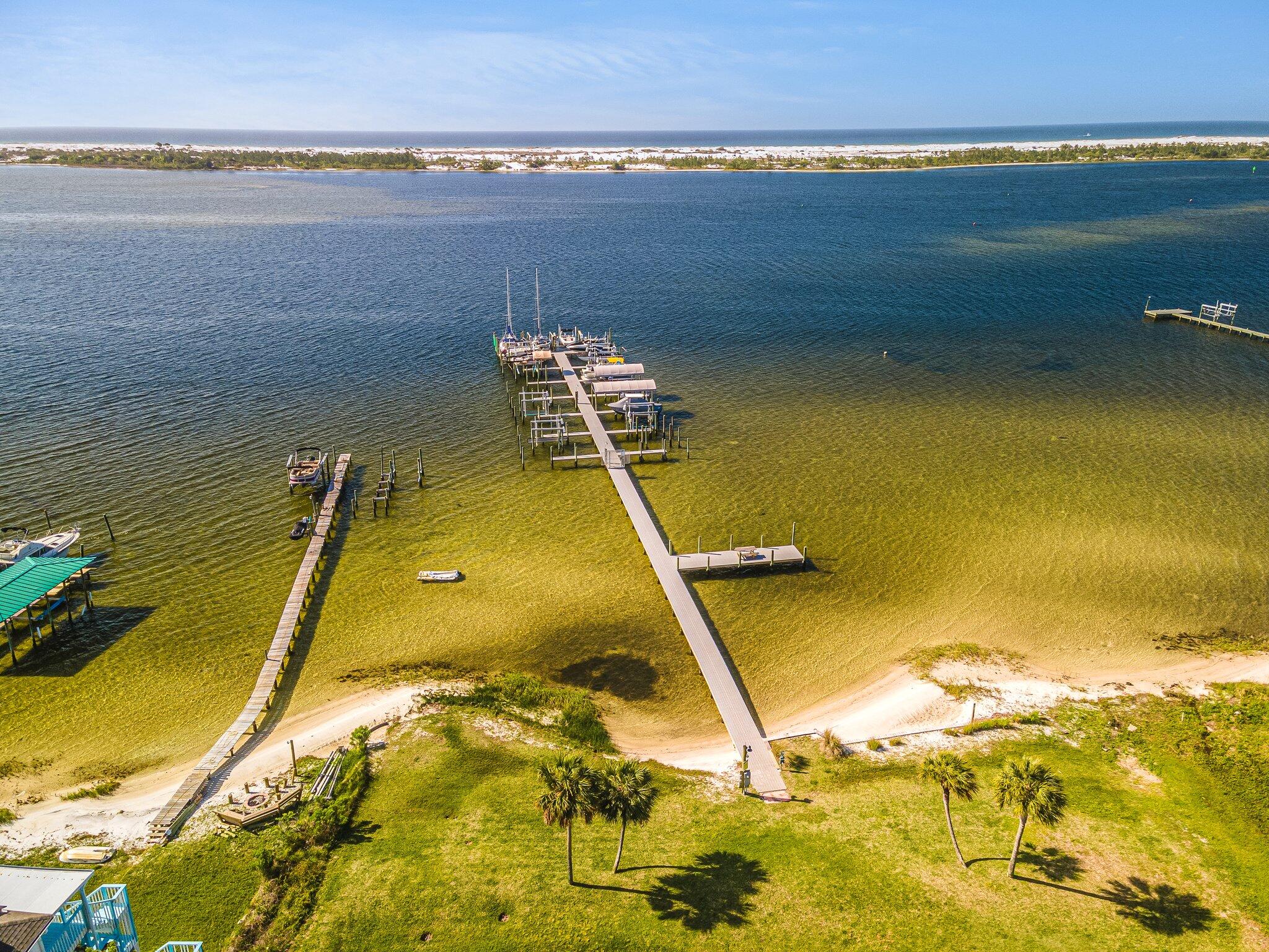 LA MAR WEST T/H PH 2 - Residential