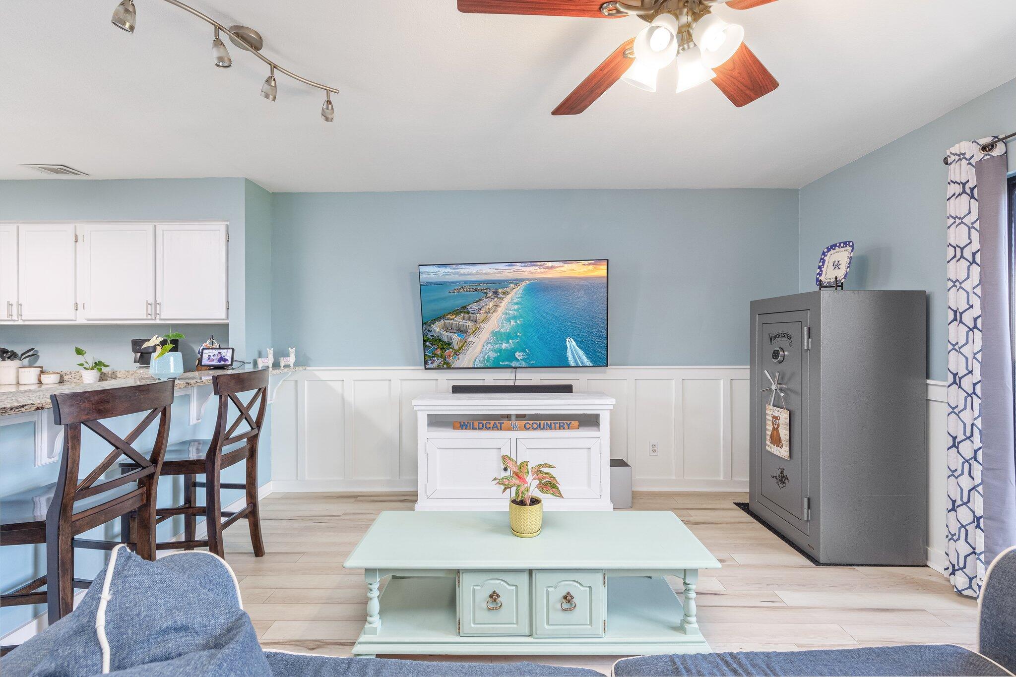 LA MAR WEST T/H PH 2 - Residential