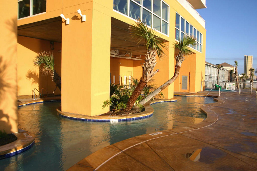 Splash Condominium - Residential