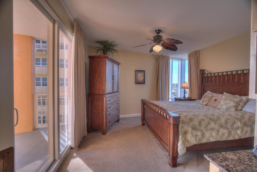 Splash Condominium - Residential