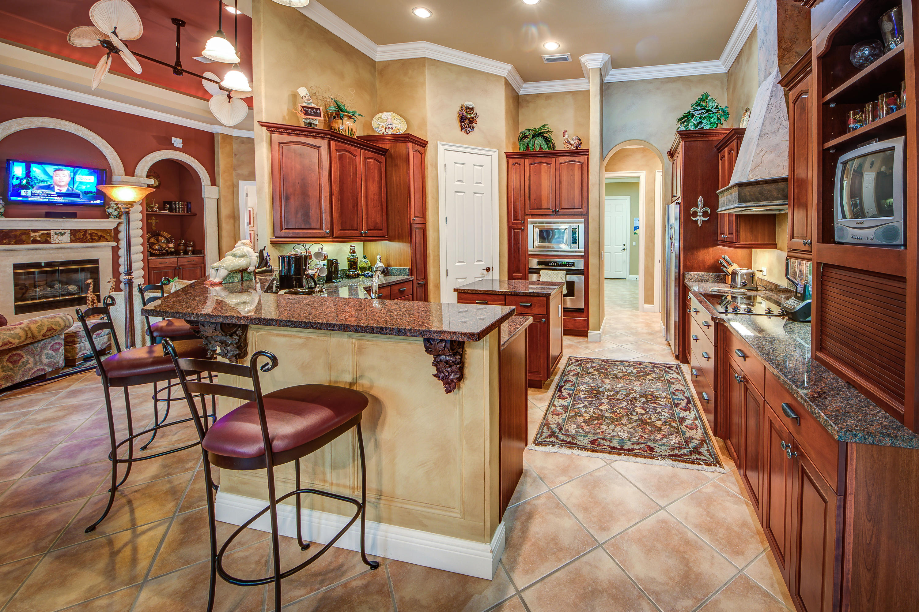 BAYTOWNE AVENUE - Residential