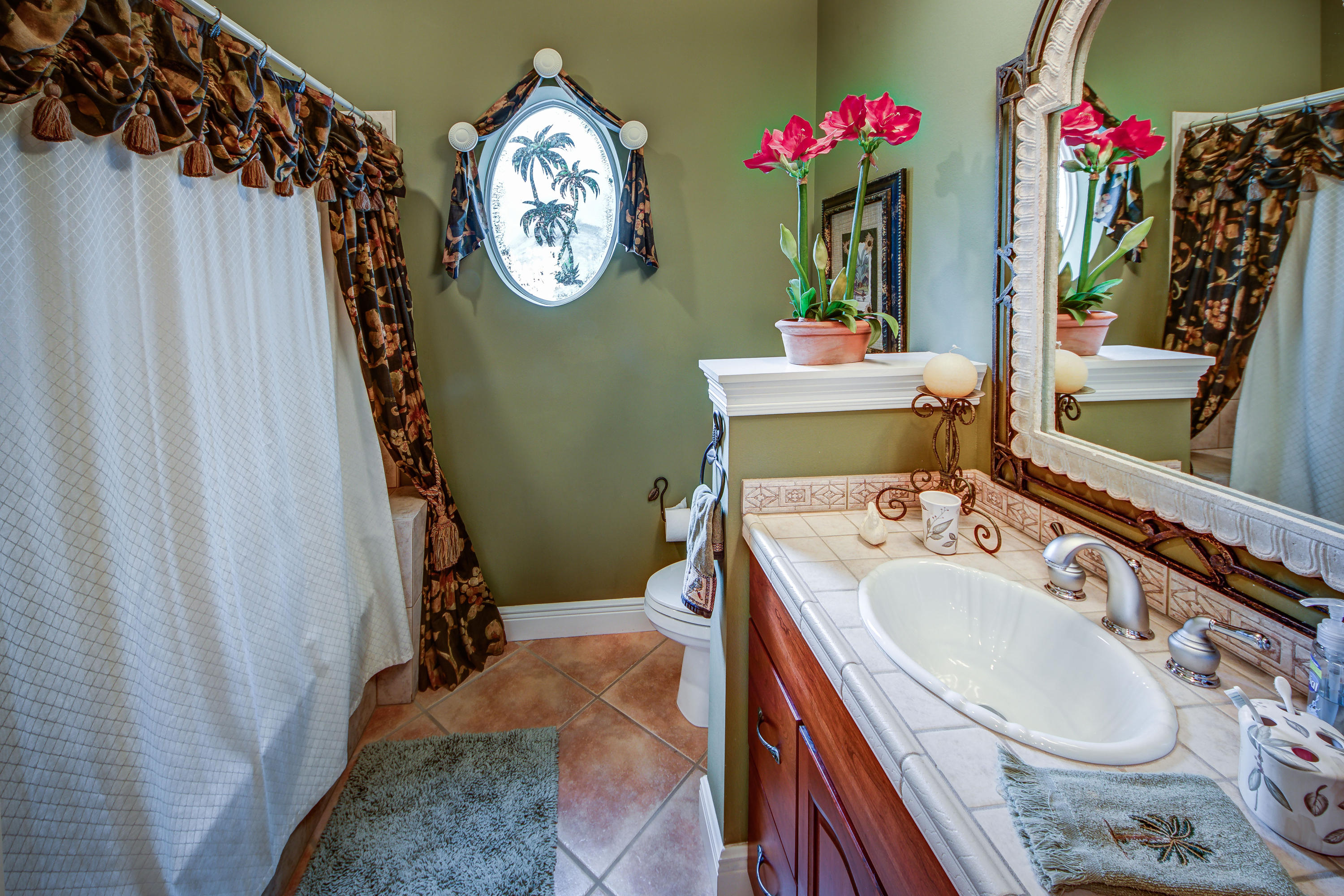 BAYTOWNE AVENUE - Residential